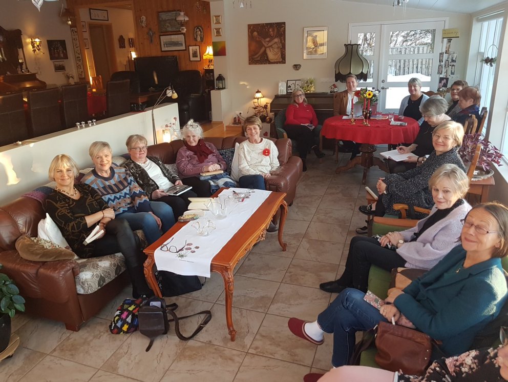 Epsilon-systur að Iðu.