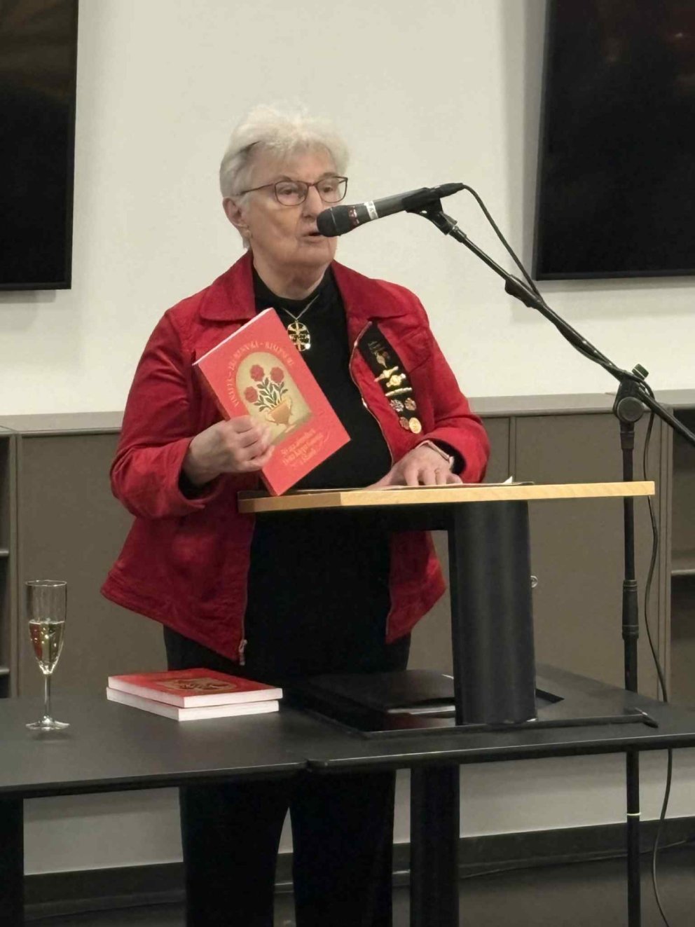 Að loknu útgáfuhófi