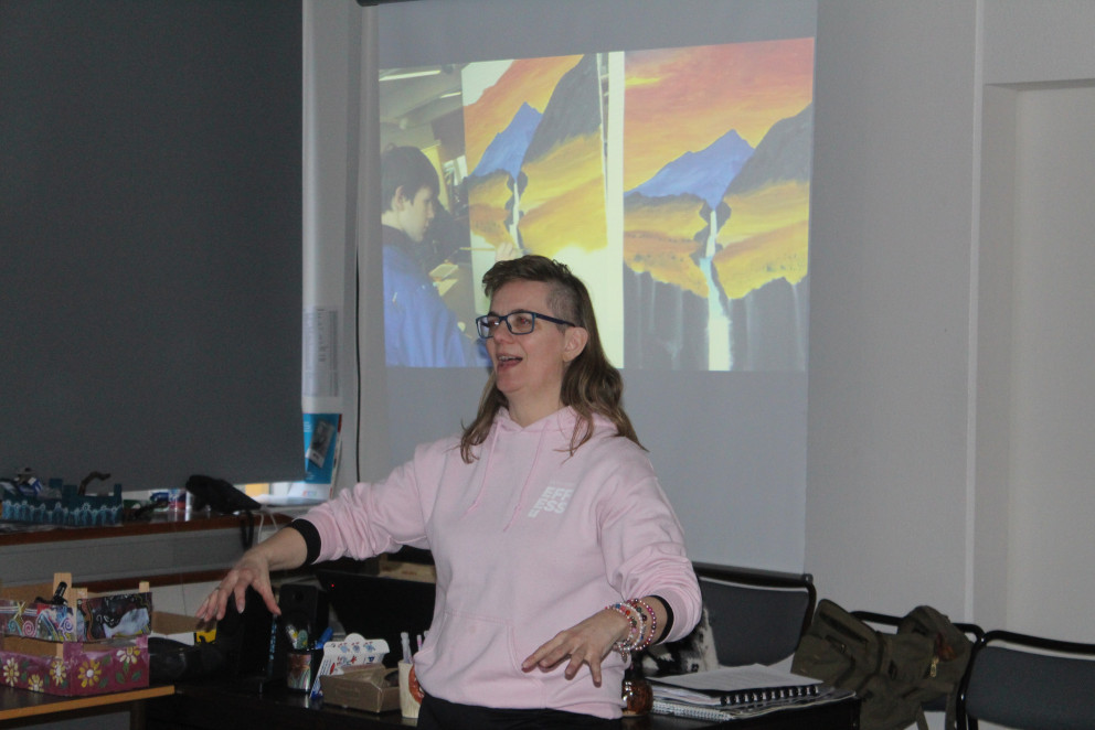 Ágústa Ragnarsdóttir segir frá myndlist