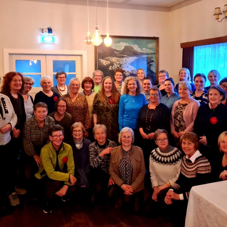 Gammasystur í heimsókn 11. apríl 2024